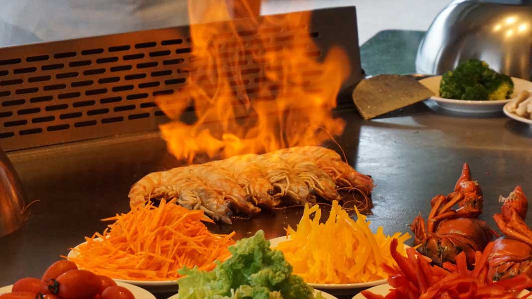Enjoy a Premium Teppanyaki Dinner