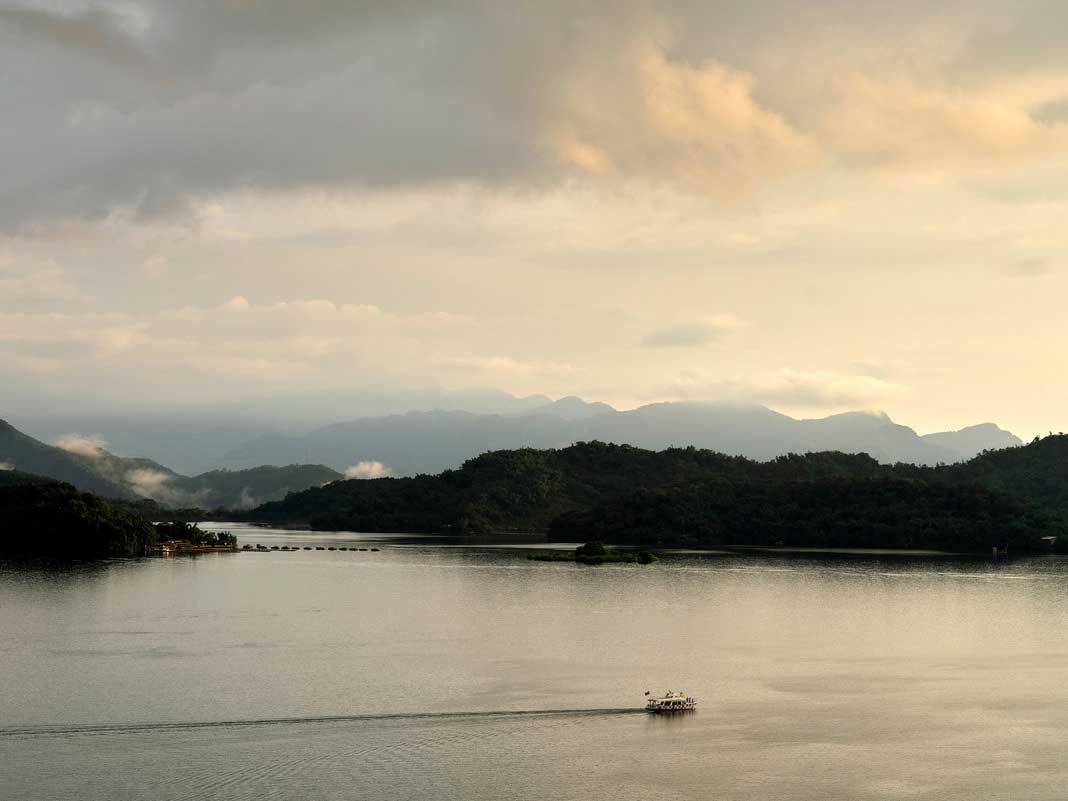 尊榮湖景和式房